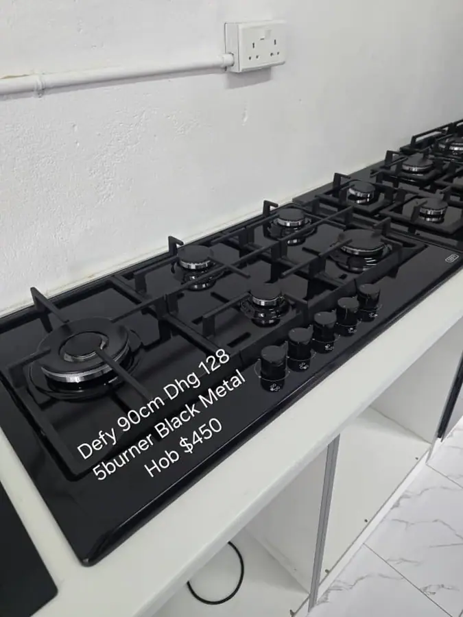 Defy 90cm DHG 128 5‑Burner Hob