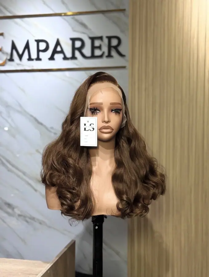 Bodywave wig
