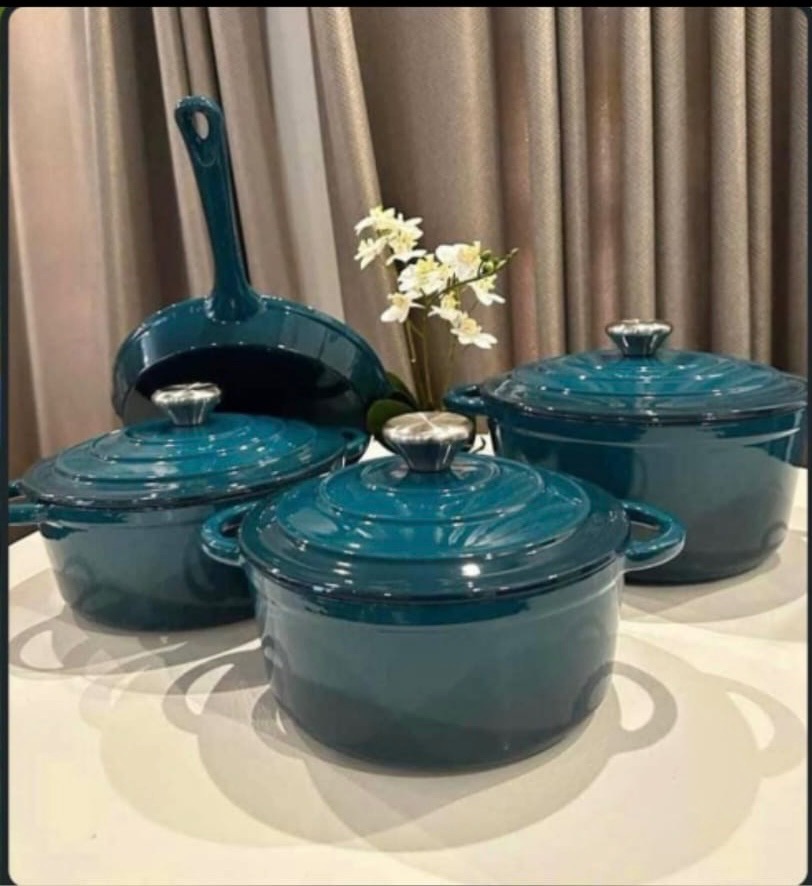7 piece cast iron pots set