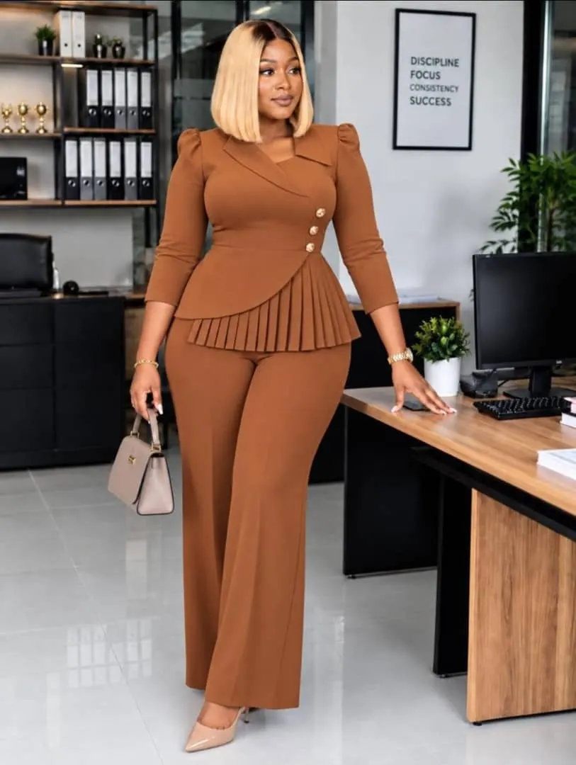 SLACK TWO-PIECE SUIT